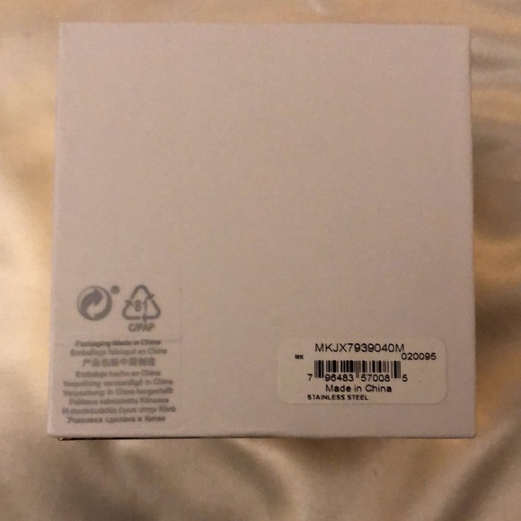 Michael Kors Silver Tone Stainless Steel Navy Blue Enamel Bangle MK Logo NWT Box - Picture 14 of 15